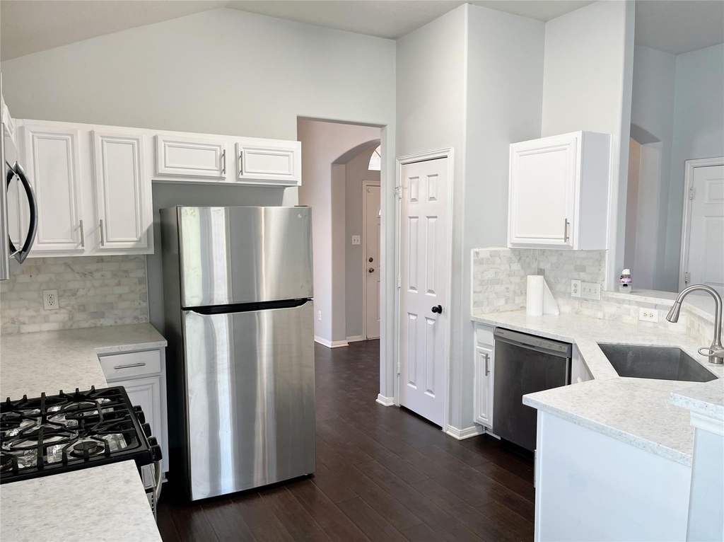 19335 Little Pine Lane - Photo 3