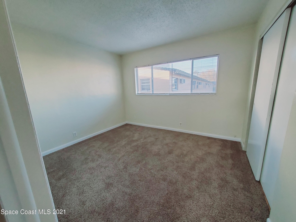 1711 Dixon Boulevard - Photo 7