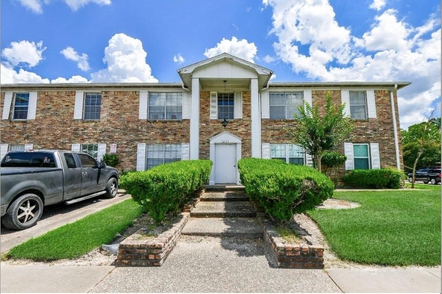7233 Beechnut Street - Photo 1