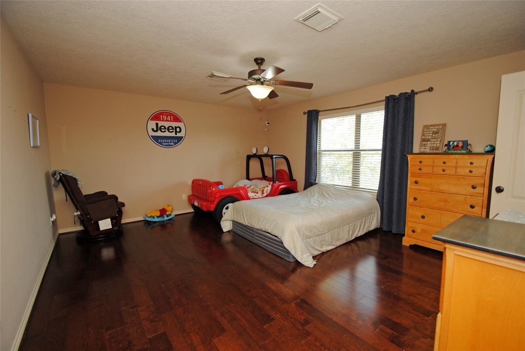15823 Medina Lake Lane - Photo 28