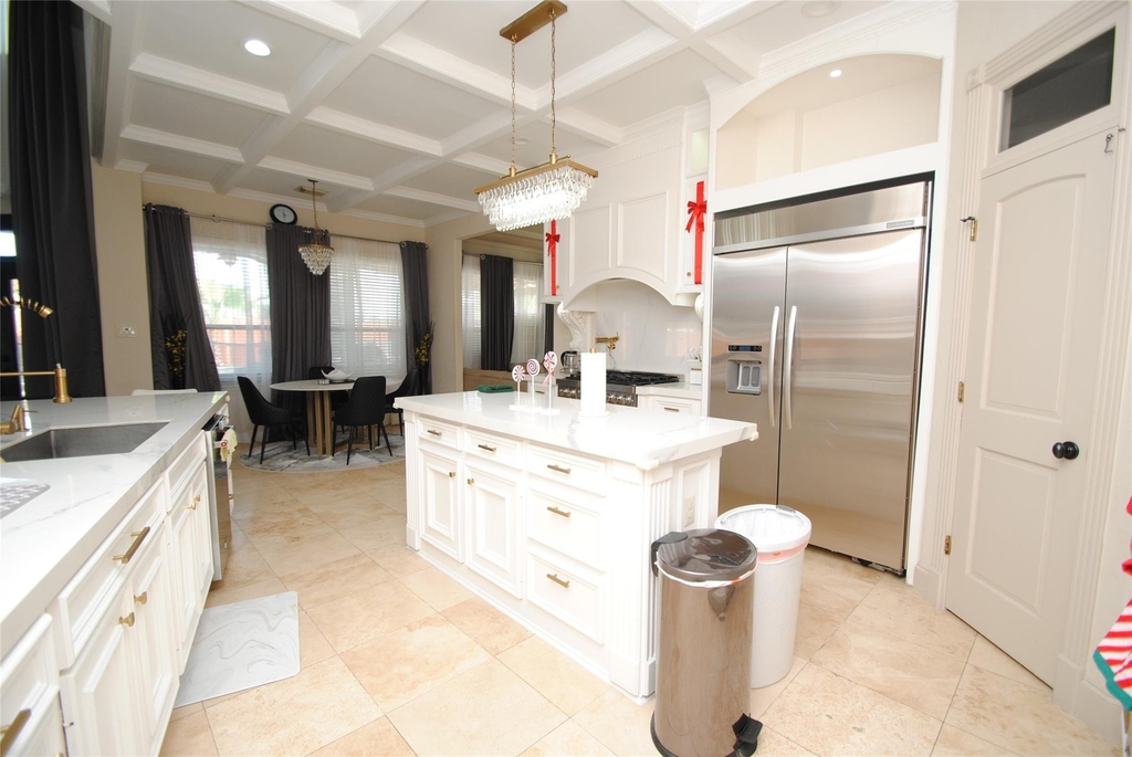 15823 Medina Lake Lane - Photo 16