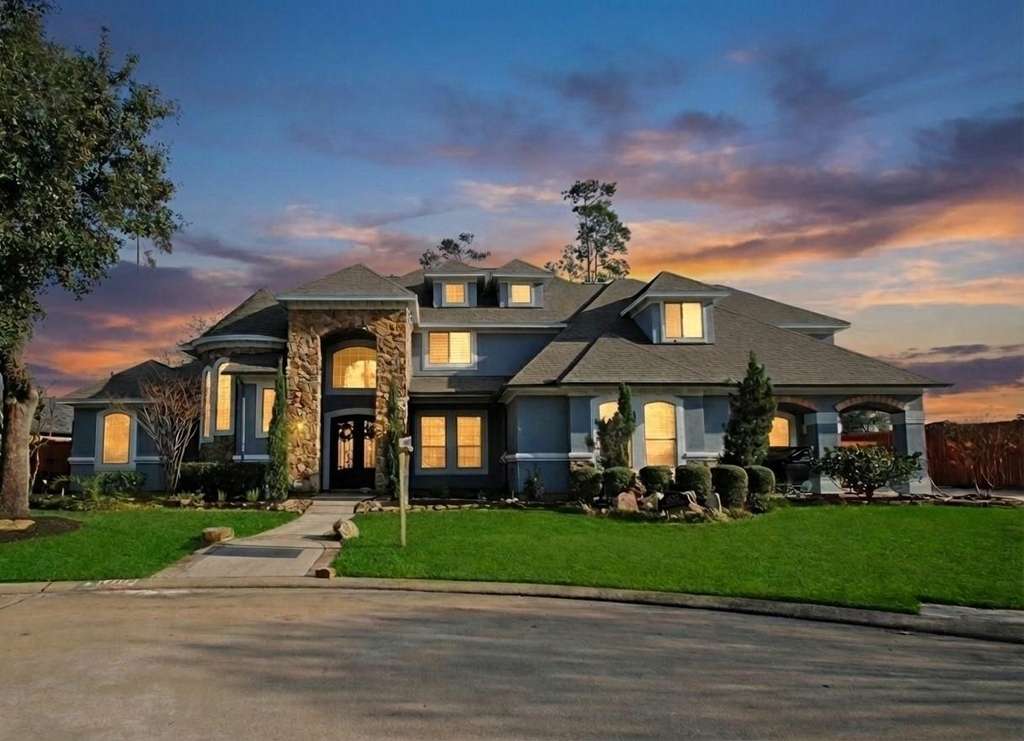 15823 Medina Lake Lane - Photo 1