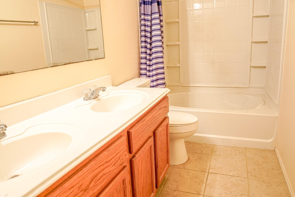 19131 Prairie Bluff Drive - Photo 13