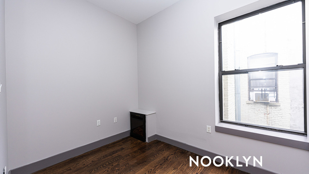 1503 Eastern Pkwy - Photo 1