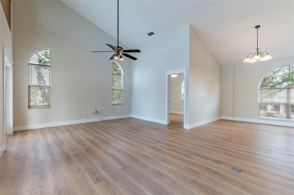 1612 1st St - Photo 5