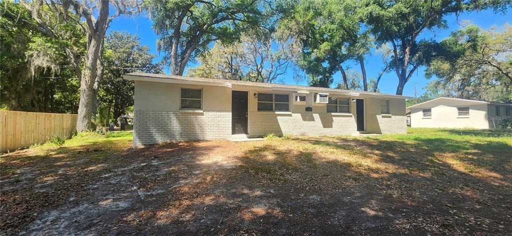 5320 Pine Street - Photo 0