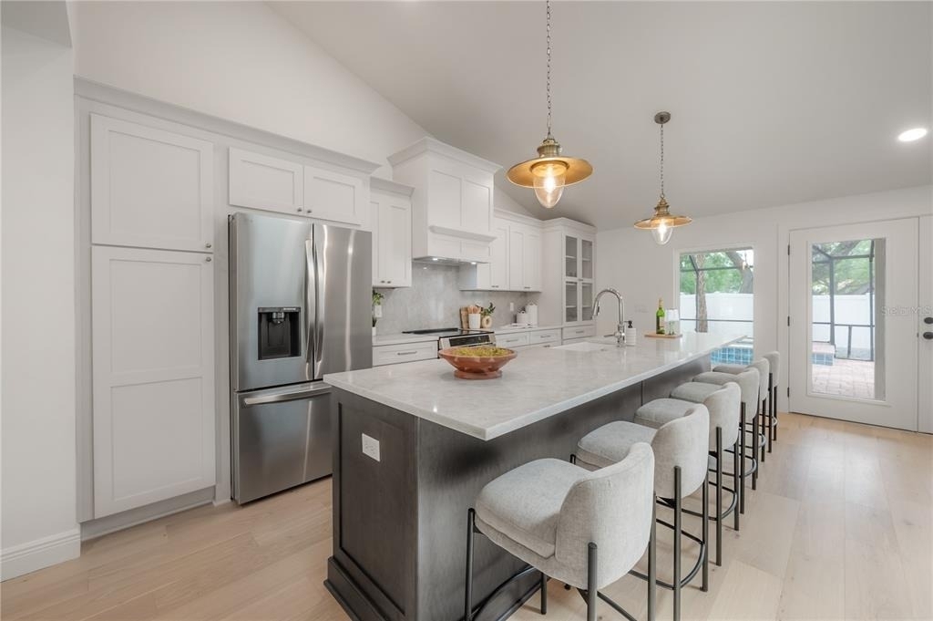 471 W Davis Boulevard - Photo 6