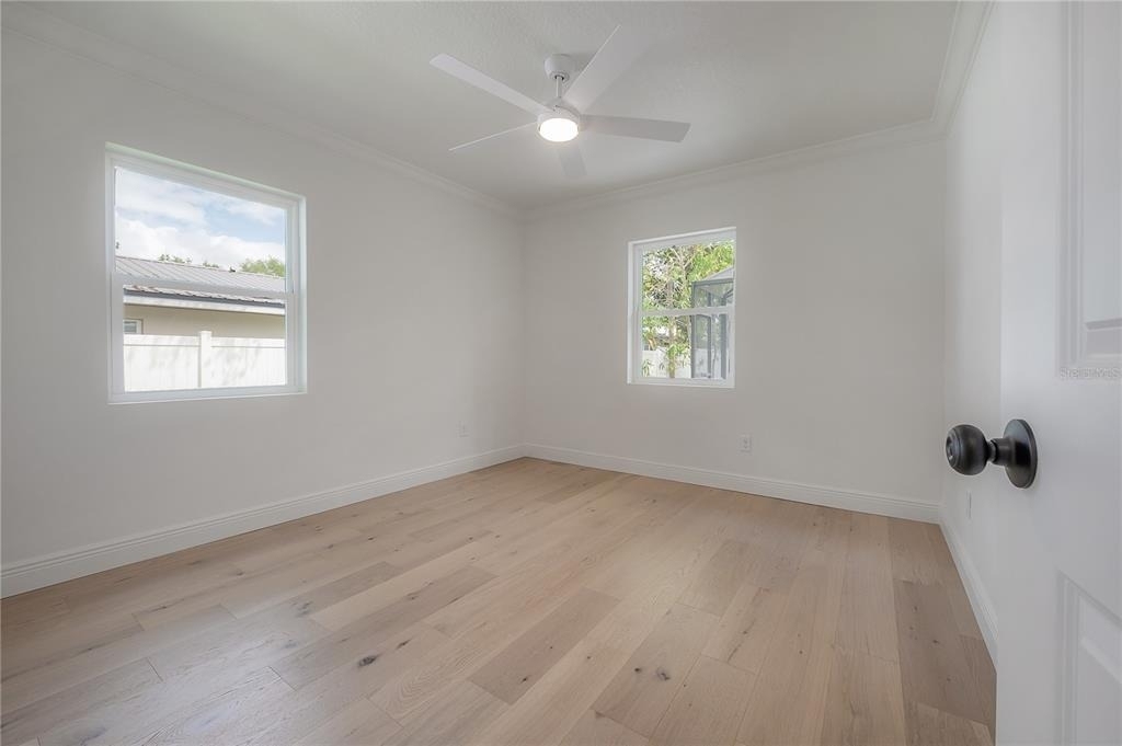 471 W Davis Boulevard - Photo 32