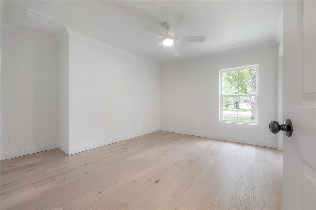471 W Davis Boulevard - Photo 28