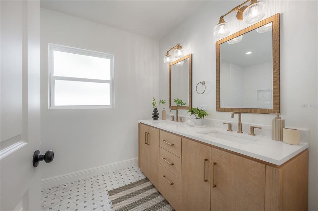 471 W Davis Boulevard - Photo 29