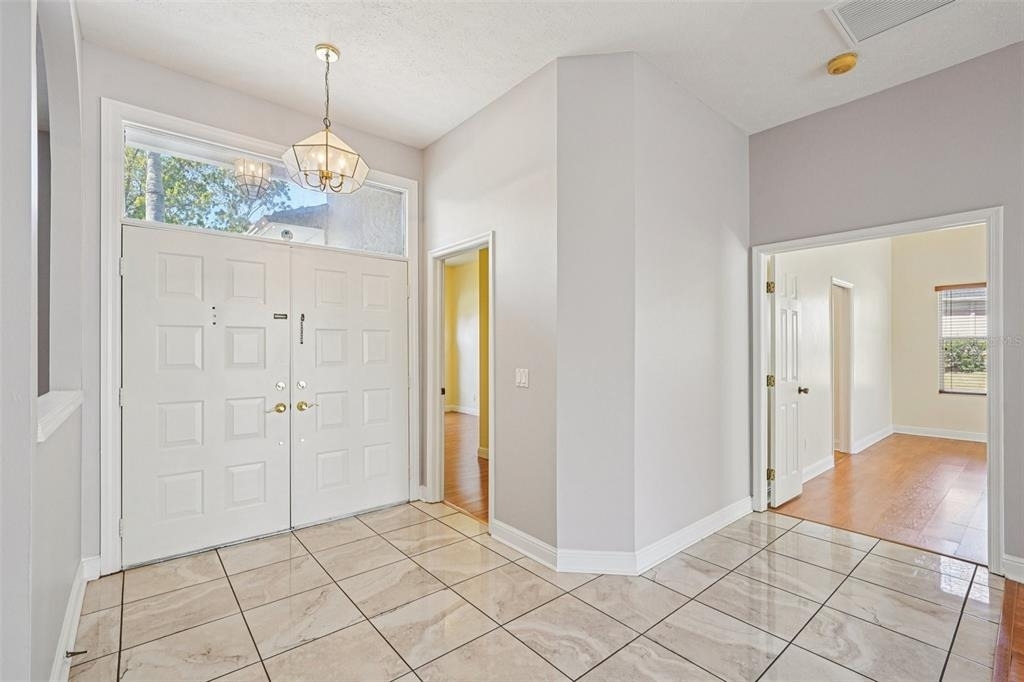 918 Academy Drive - Photo 4