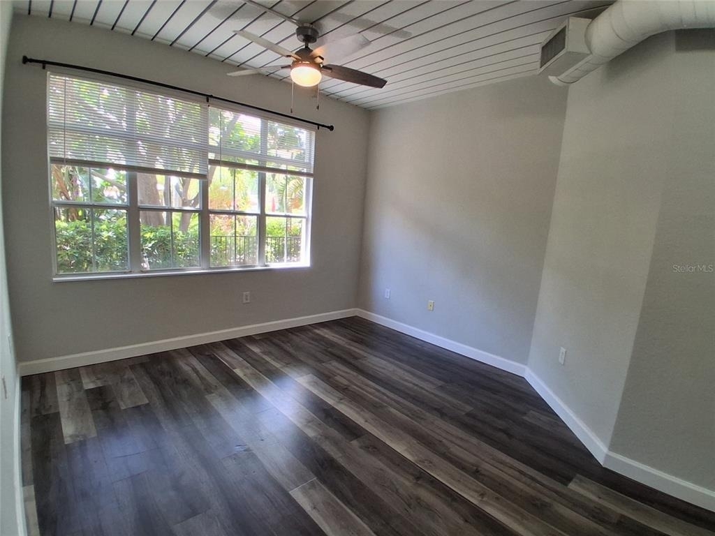 2402 W Azeele Street - Photo 8