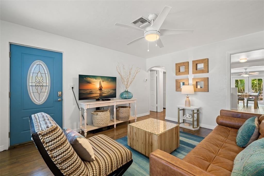 517 79th Avenue - Photo 7