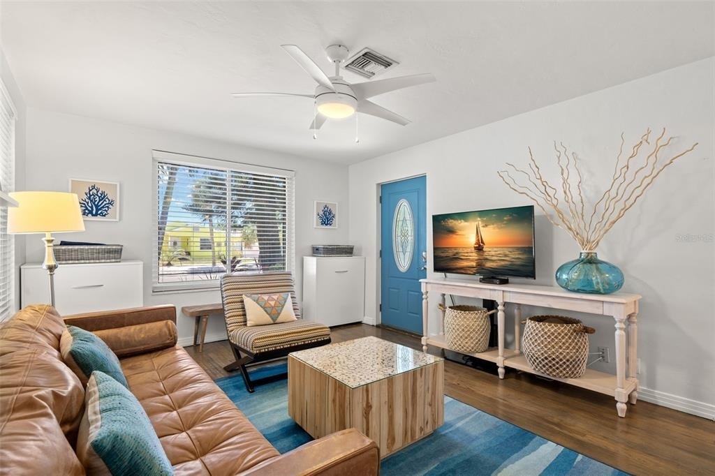 517 79th Avenue - Photo 6
