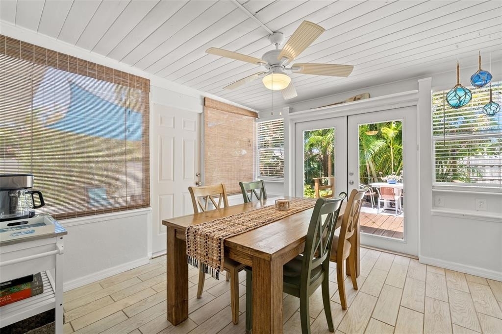 517 79th Avenue - Photo 12
