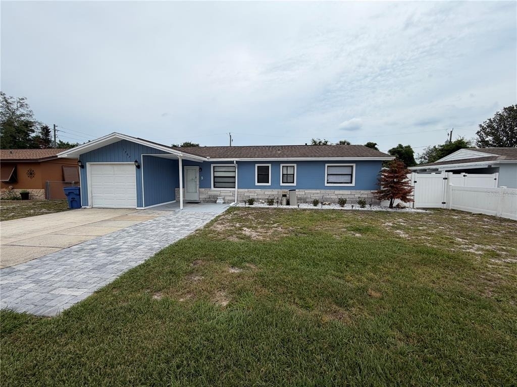 1767 Valencia Avenue - Photo 2