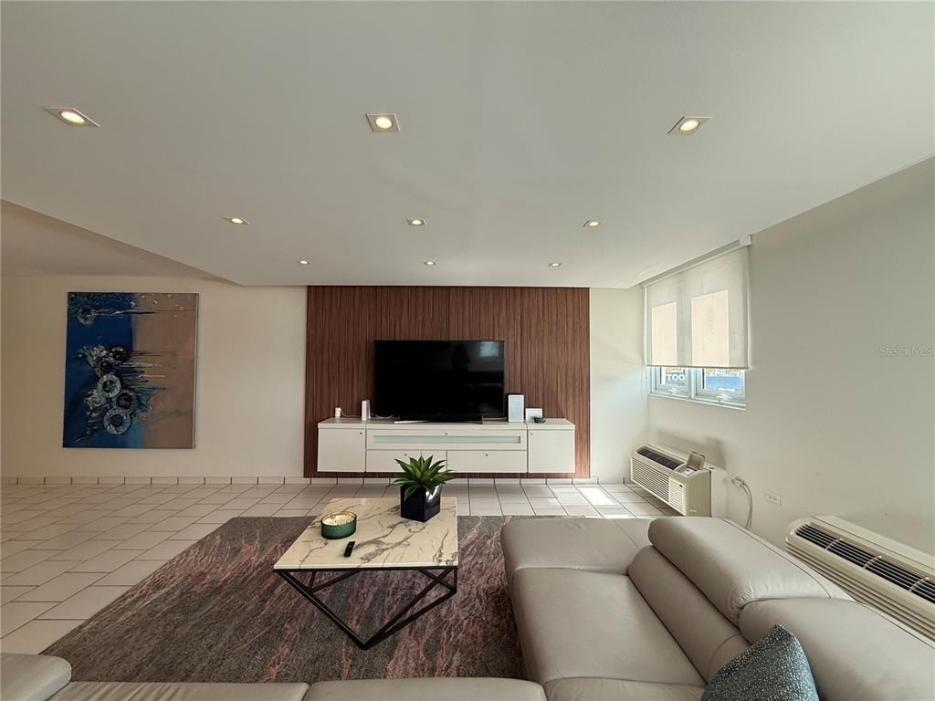 5245 Isla Verde Avenue - Photo 4