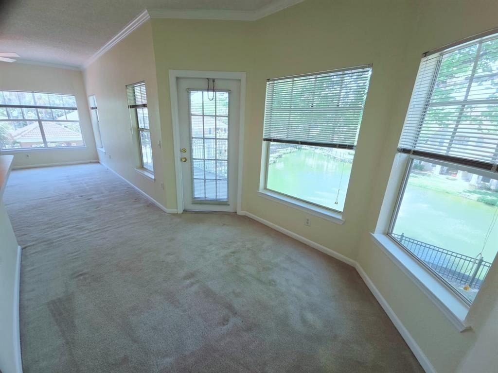 2422 White Magnolia Way - Photo 7