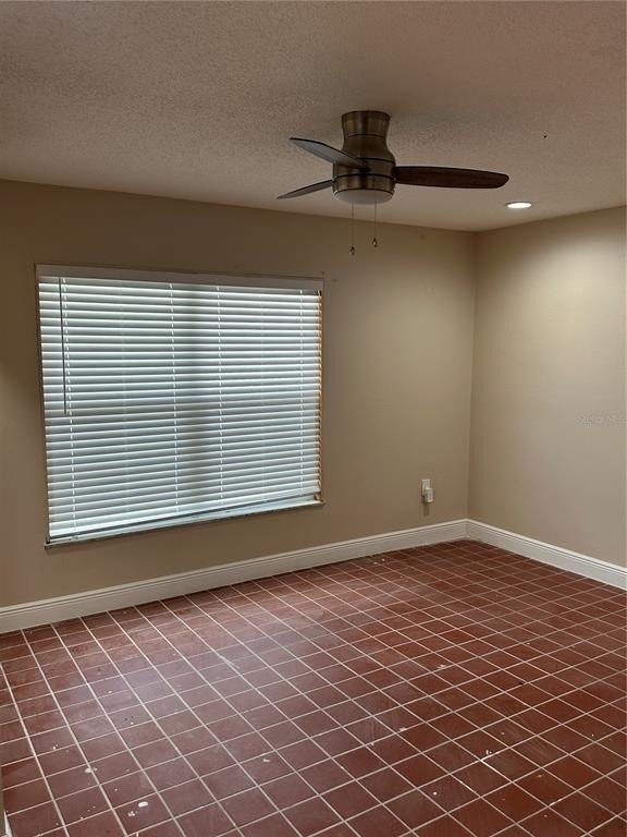 1716 Sprucewood Lane - Photo 11