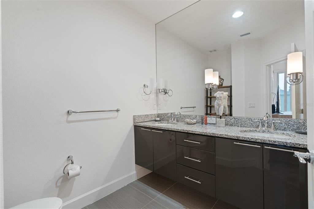 17522 Placidity Avenue - Photo 17
