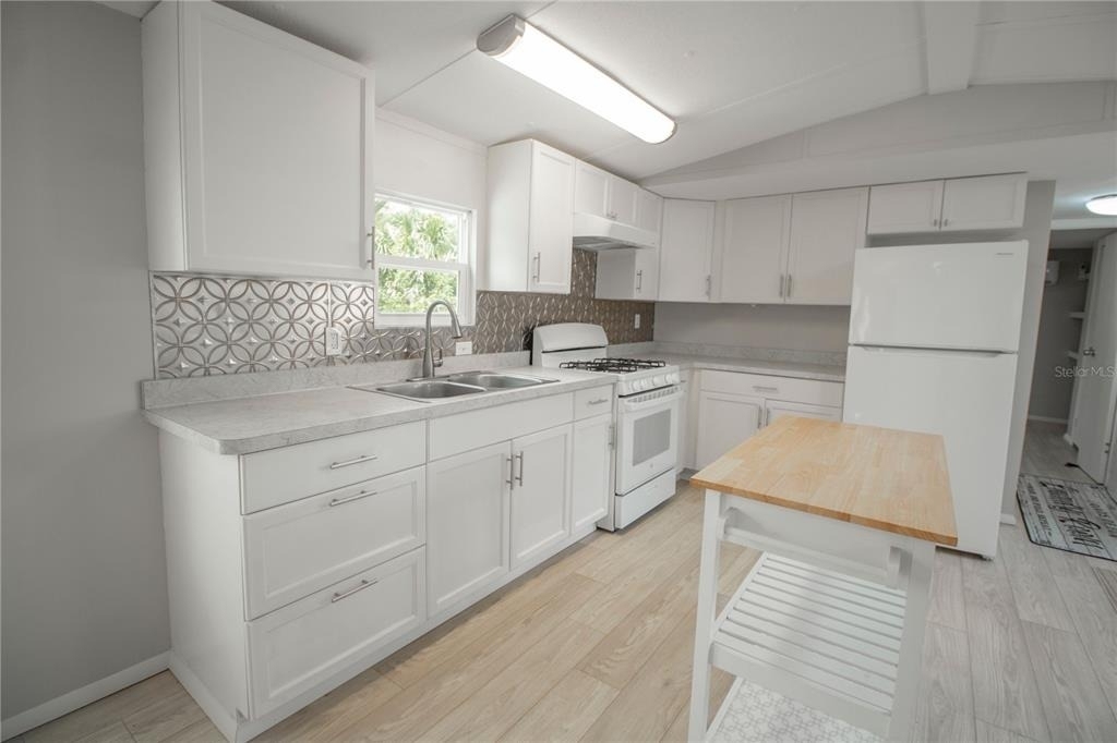 28 Shady Lane S - Photo 2