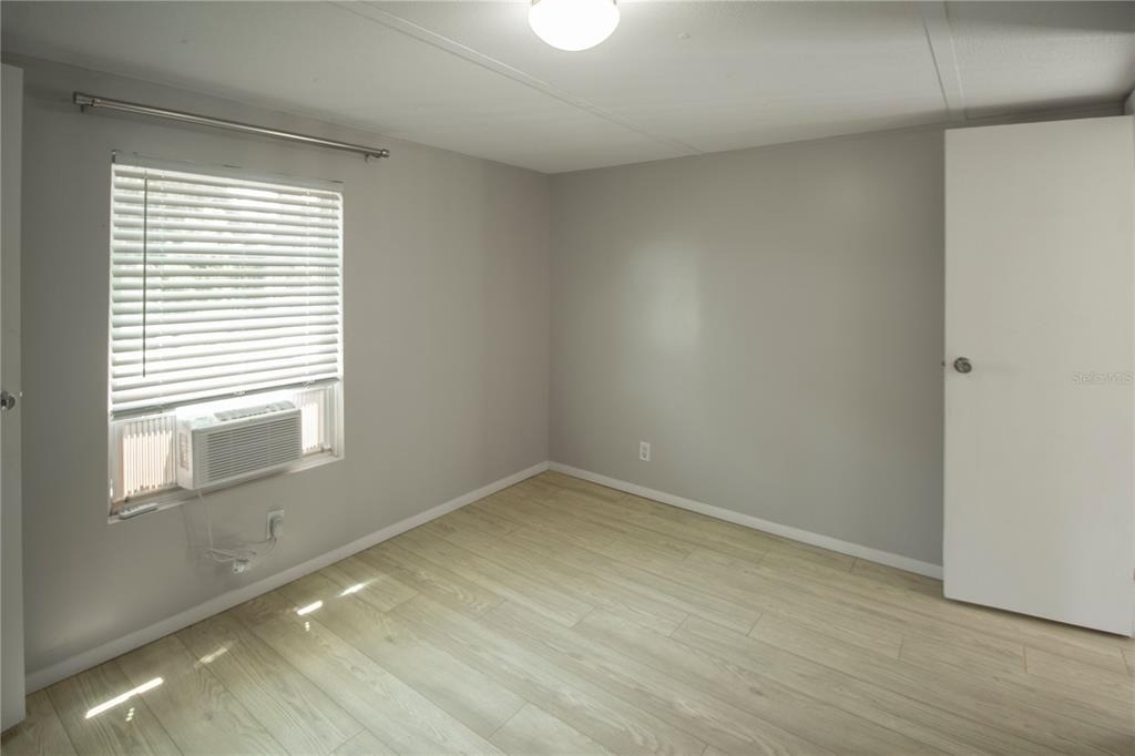 28 Shady Lane S - Photo 8