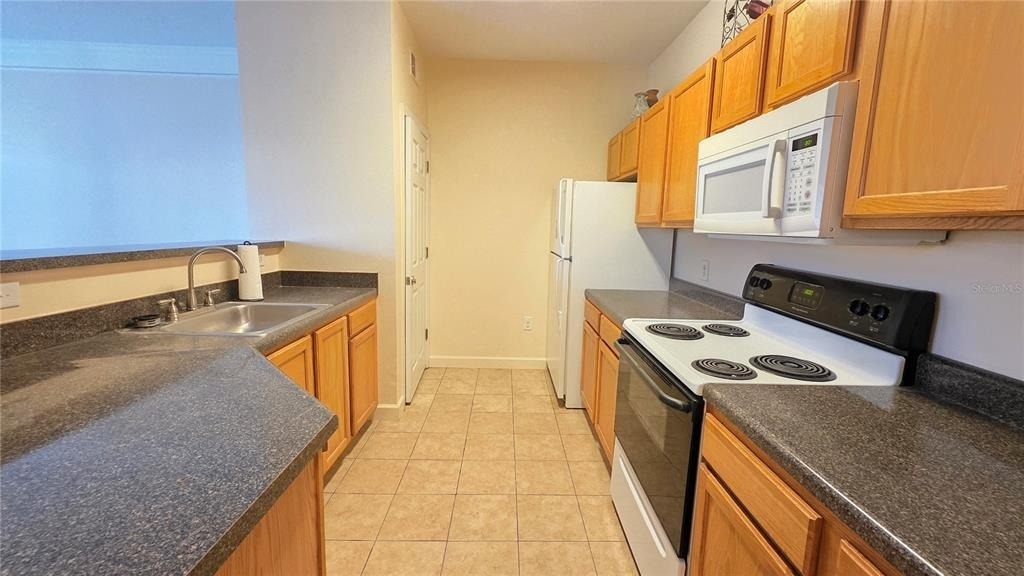 4802 51st Street W - Photo 5
