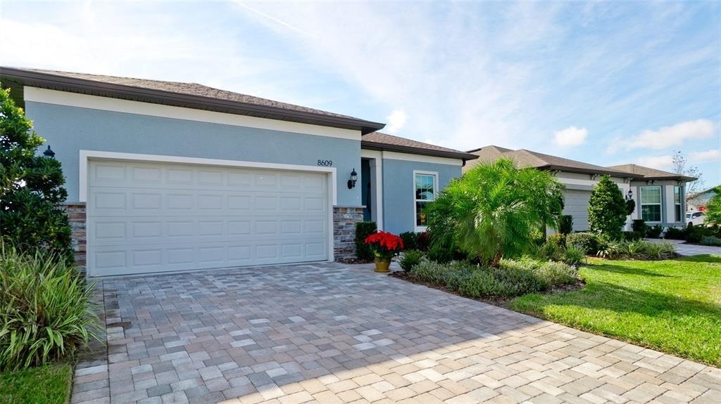 8609 Seascape Cove - Photo 0