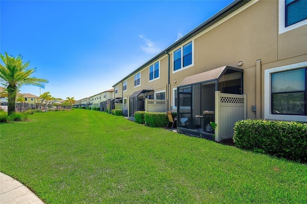 7811 52nd Terrace E - Photo 24