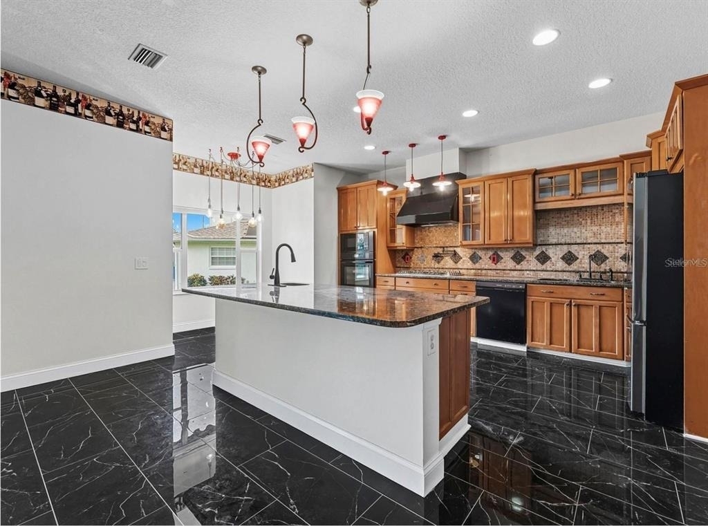 8607 51st Avenue W - Photo 8