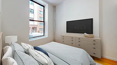 312 East 91st Street - Photo 2