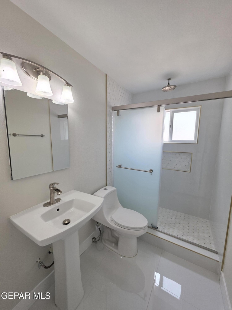 302 Quincy Avenue - Photo 18