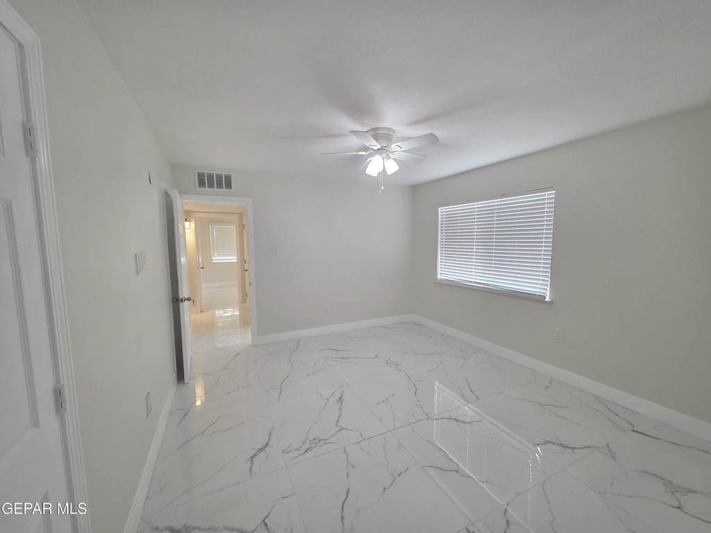 302 Quincy Avenue - Photo 23