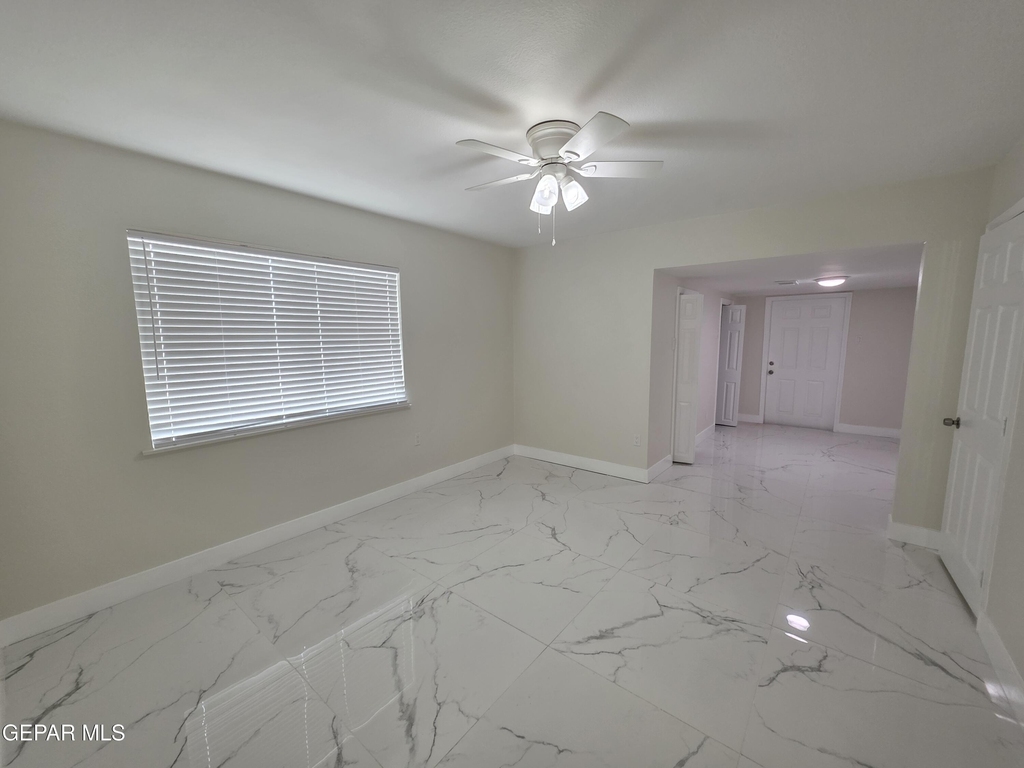 302 Quincy Avenue - Photo 21