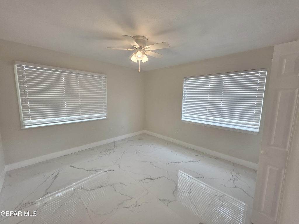 302 Quincy Avenue - Photo 17