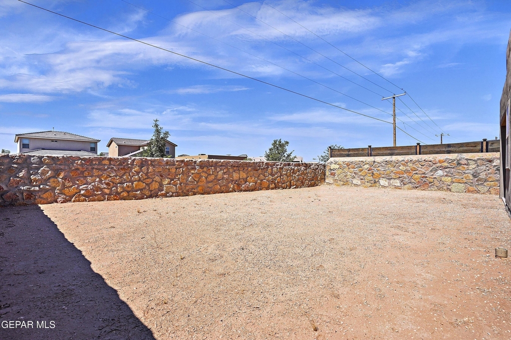 12612 Dorchester Avenue - Photo 14