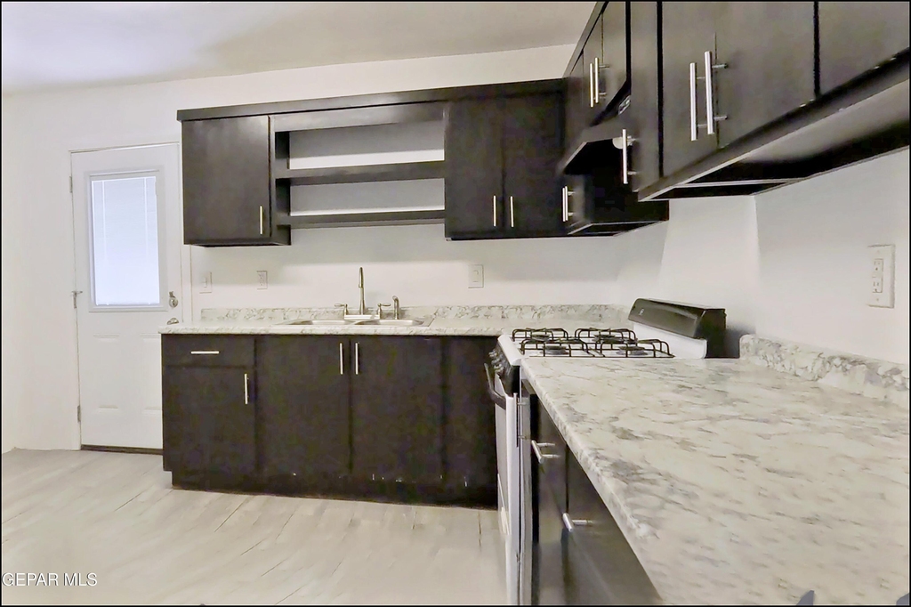 1910 Olive Avenue - Photo 7