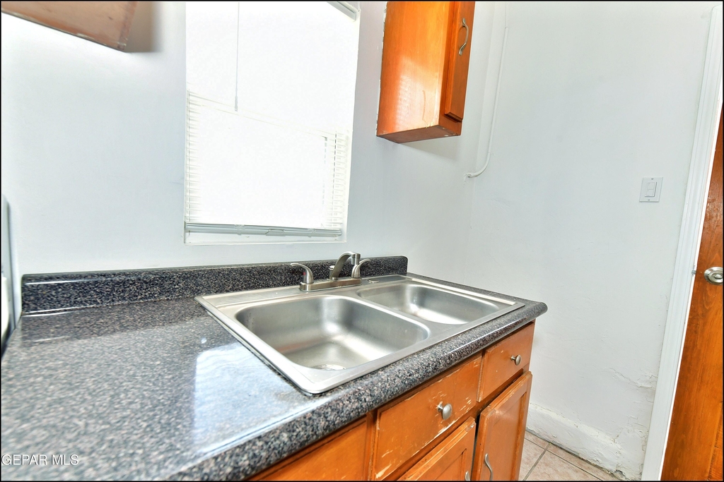 1908 Olive Avenue - Photo 16