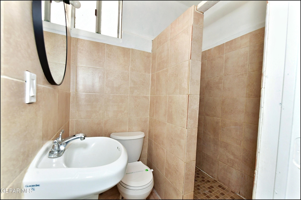 1908 Olive Avenue - Photo 11