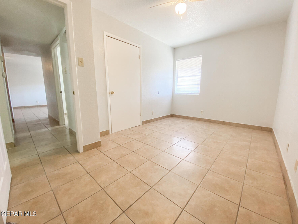 4700 Maxwell Avenue - Photo 4
