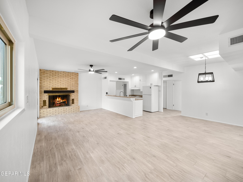 5205 Nome Avenue - Photo 9