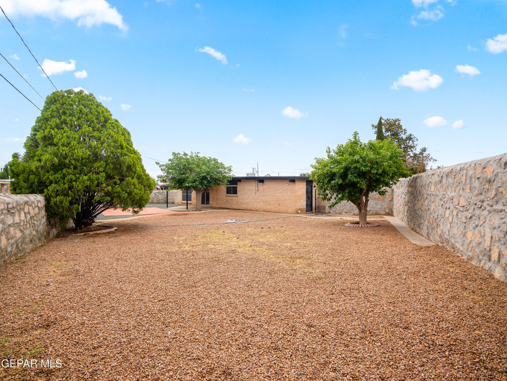 5205 Nome Avenue - Photo 27