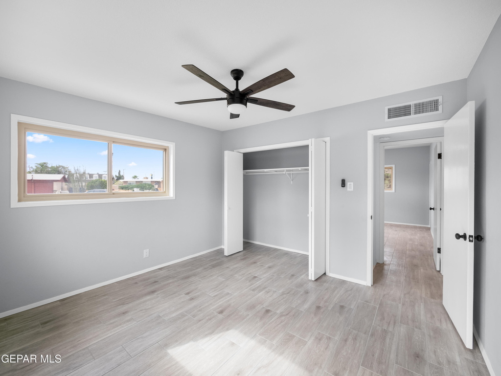 5205 Nome Avenue - Photo 19