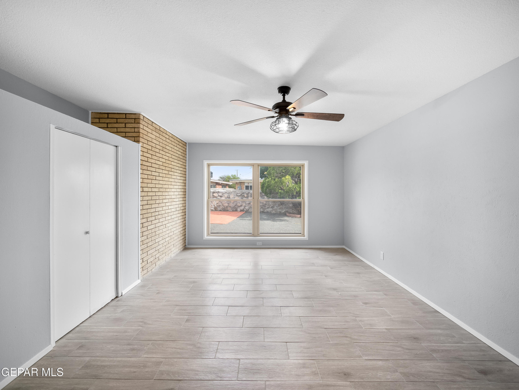 5205 Nome Avenue - Photo 15