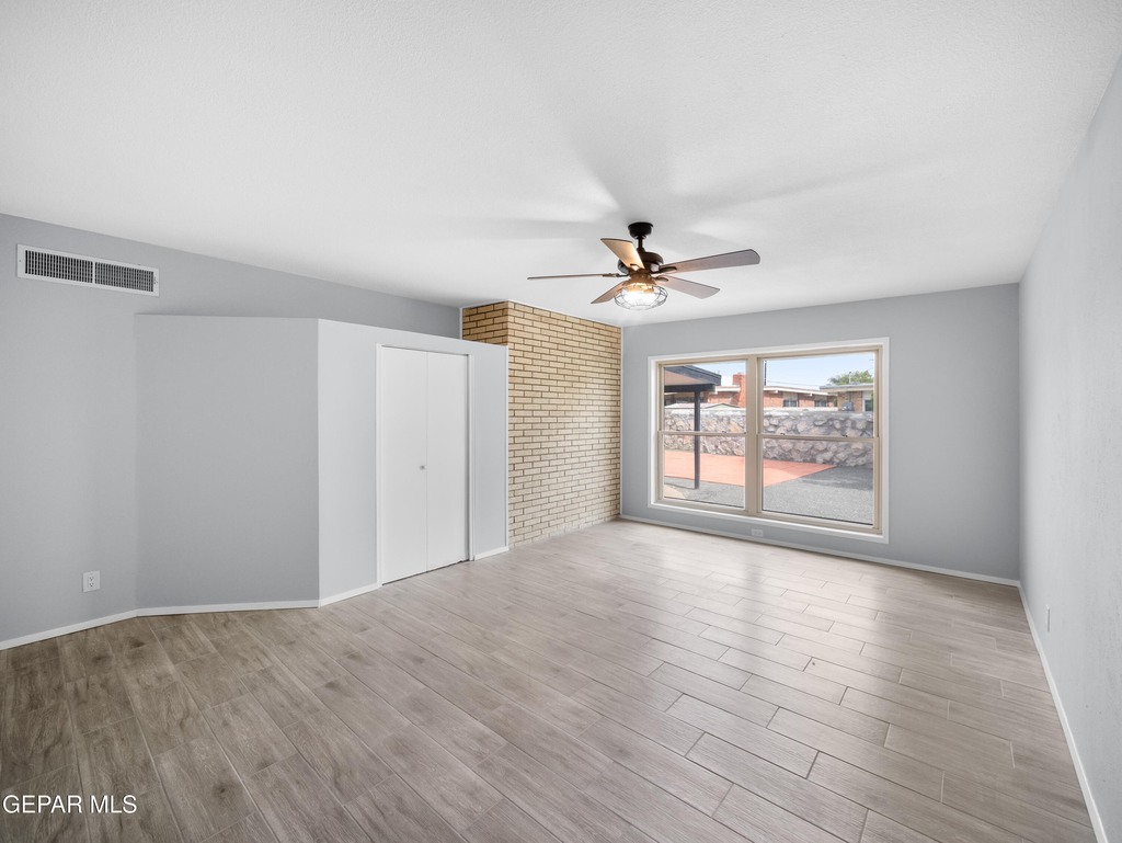 5205 Nome Avenue - Photo 16