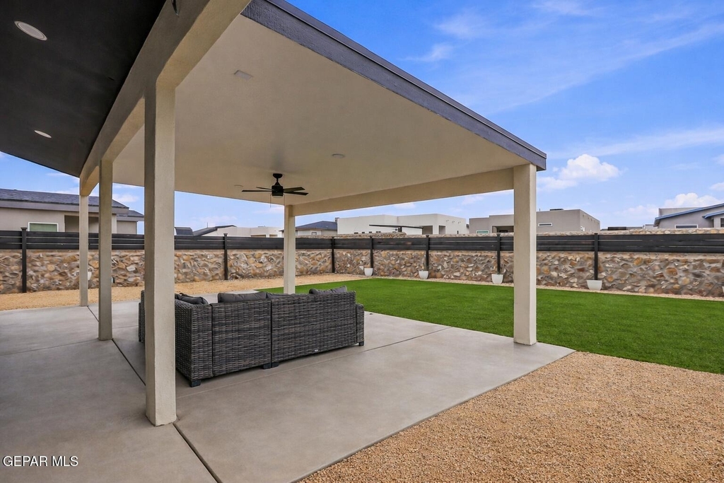 12044 Hidden Garden Place - Photo 40