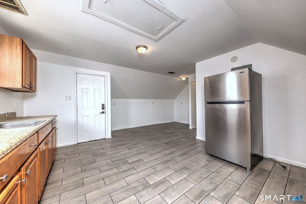 483 Ferry Street - Photo 22