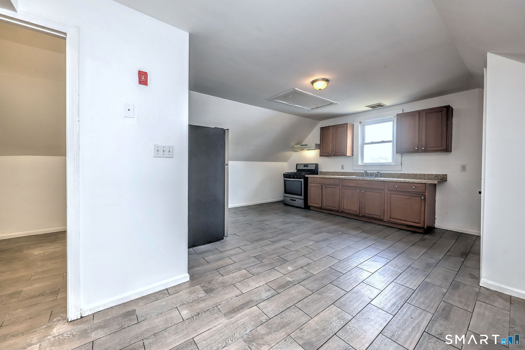 483 Ferry Street - Photo 17