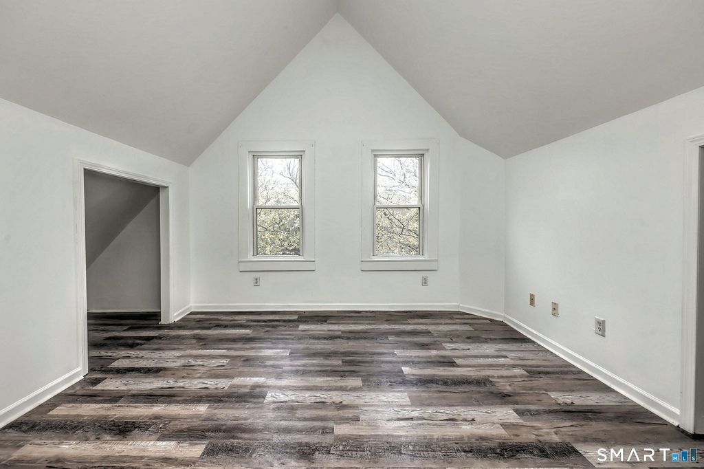 483 Ferry Street - Photo 4