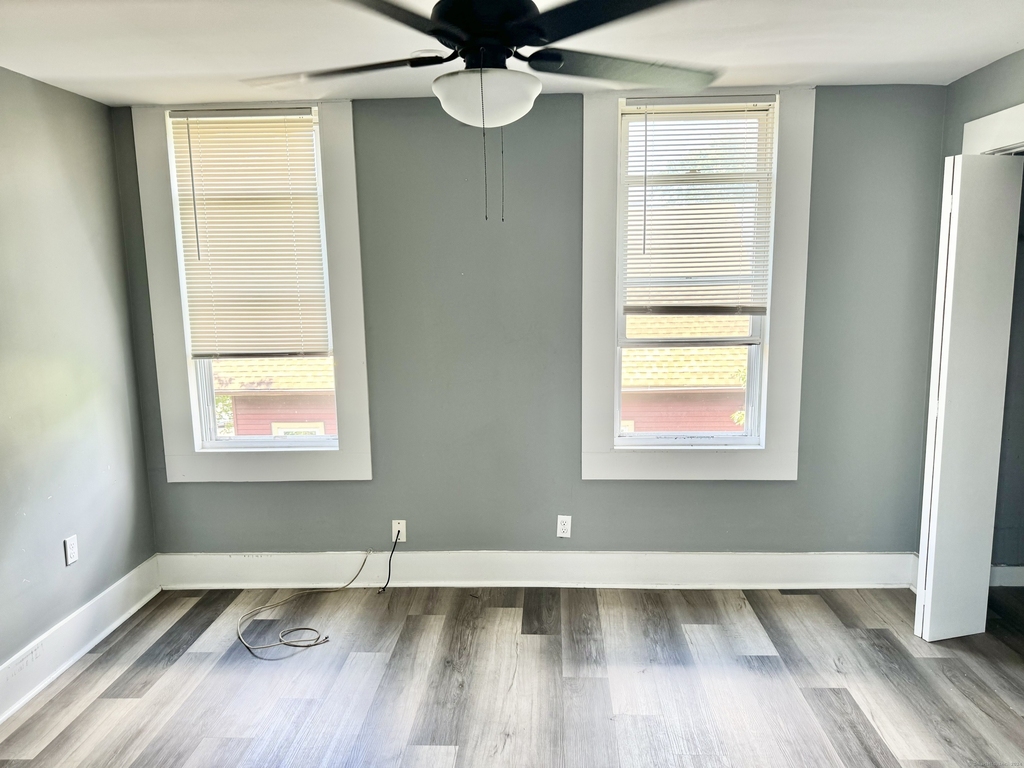 247 Ivy Street - Photo 4